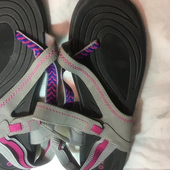 Women Size 11 Airwalk Sandals Gray Pink Blue - Picture 3 of 8